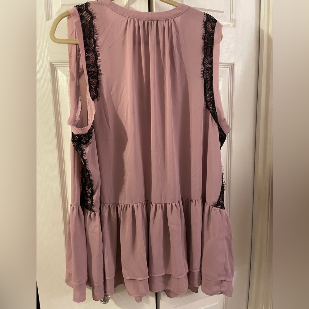 Lavender Lace and Ruffle Blouse Top Lane Bryant 26w - Picture 2 of 4